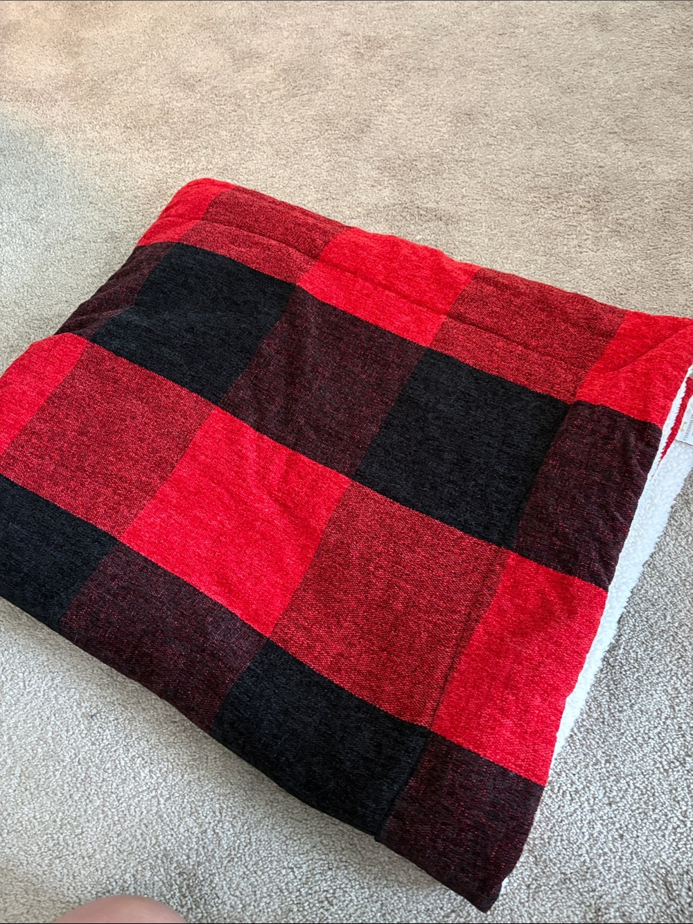 Red and Black Buffalo Check Blanket Throw